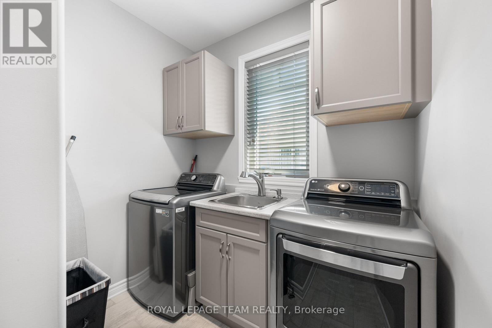 20 Eleanor Drive, South Stormont, Ontario  K0C 1P0 - Photo 33 - X12394133