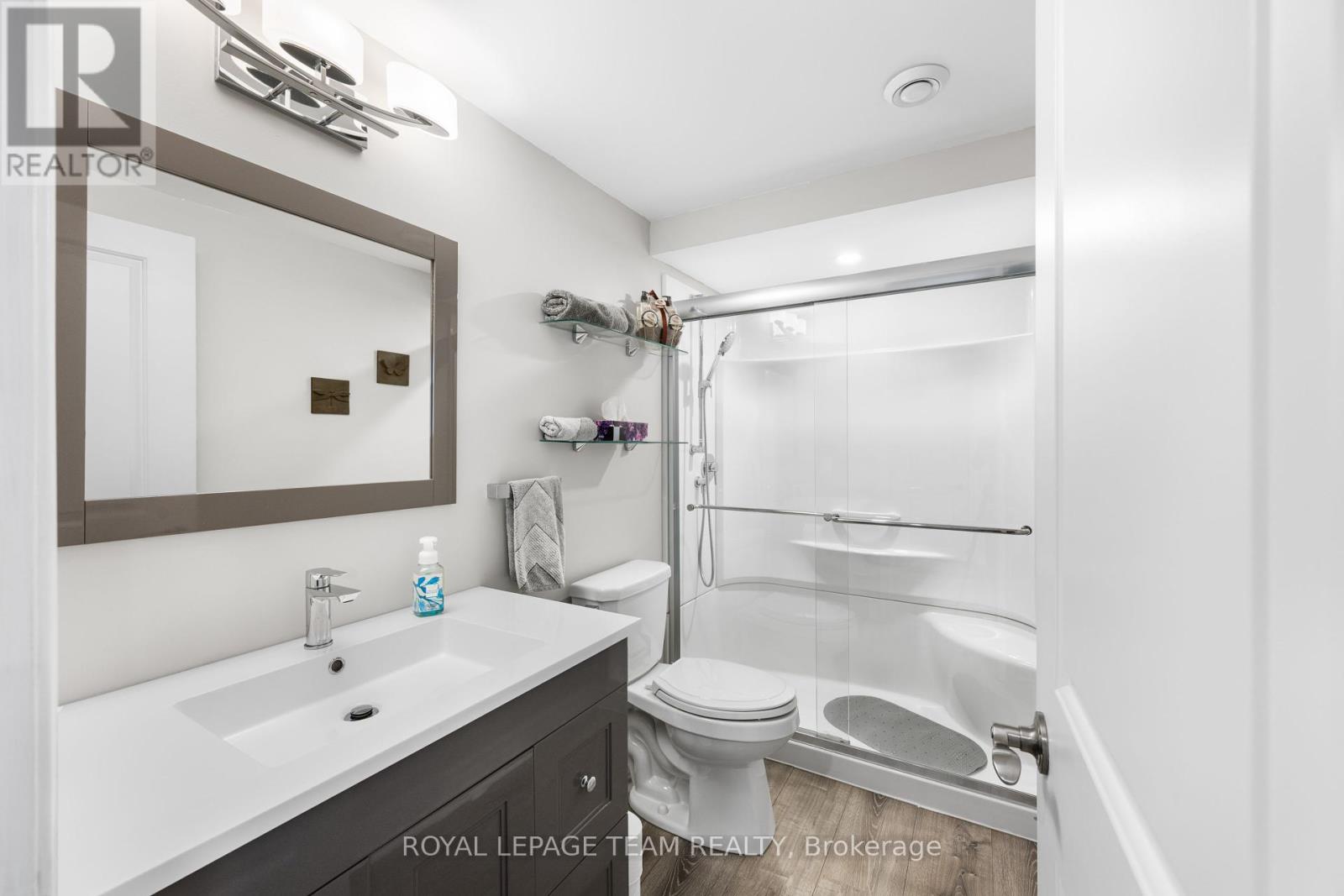 20 Eleanor Drive, South Stormont, Ontario  K0C 1P0 - Photo 38 - X12394133