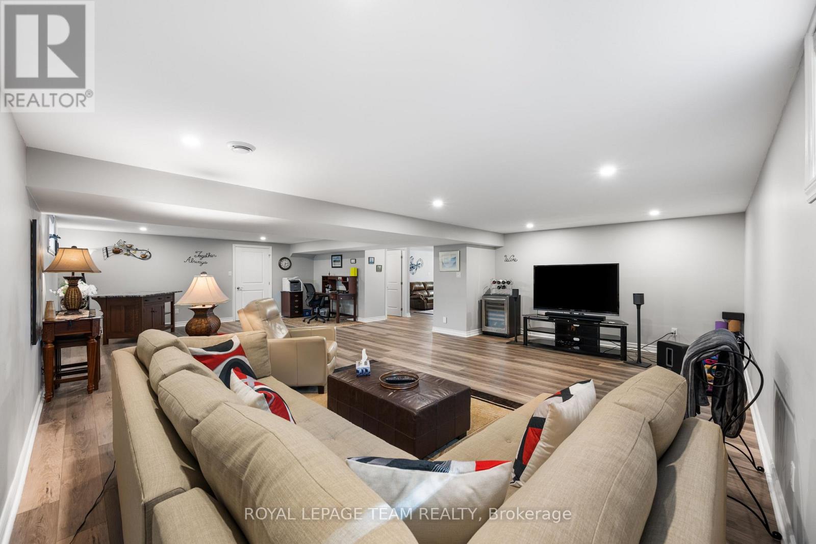 20 Eleanor Drive, South Stormont, Ontario  K0C 1P0 - Photo 43 - X12394133