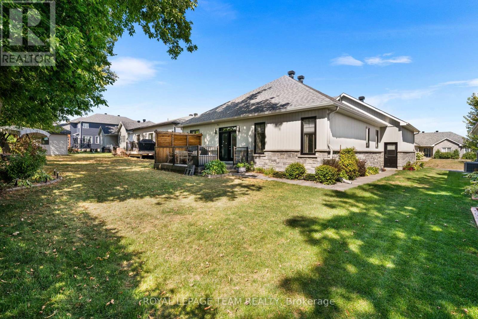 20 Eleanor Drive, South Stormont, Ontario  K0C 1P0 - Photo 47 - X12394133