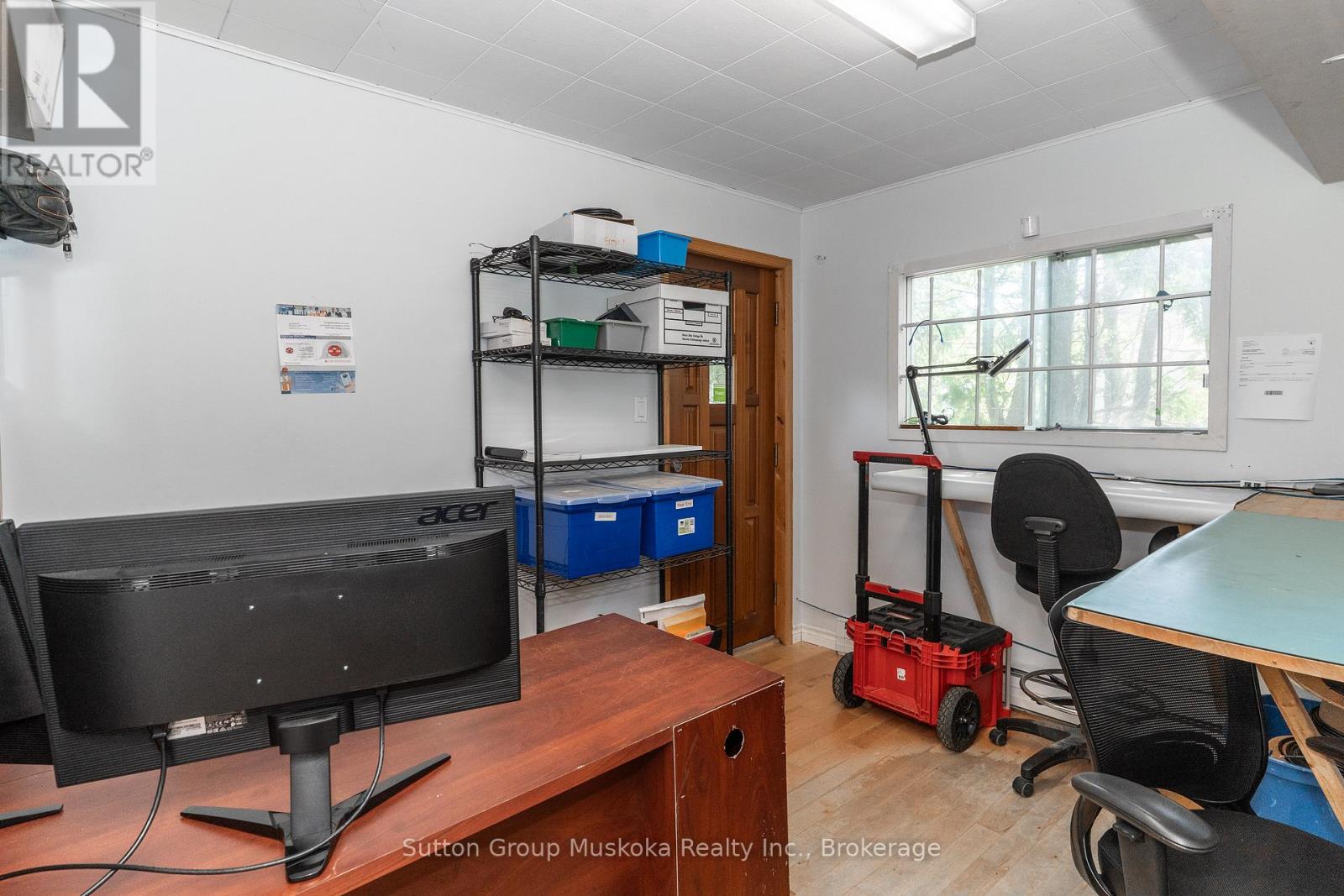 6 Chaffey Street, Huntsville, Ontario  P1H 1K7 - Photo 18 - X12393911