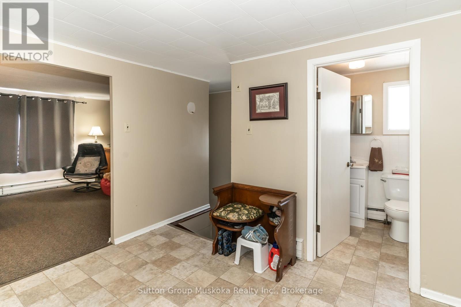 6 Chaffey Street, Huntsville, Ontario  P1H 1K7 - Photo 23 - X12393911