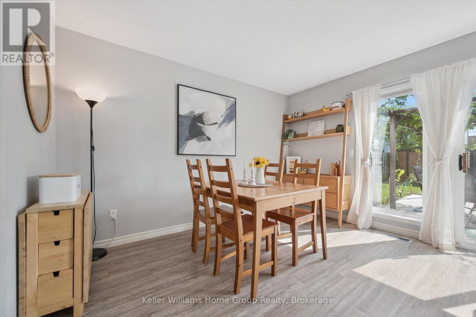 47 Buckthorn Crescent, Guelph, Ontario N1E 7C3 - Photo 12 - X12393971