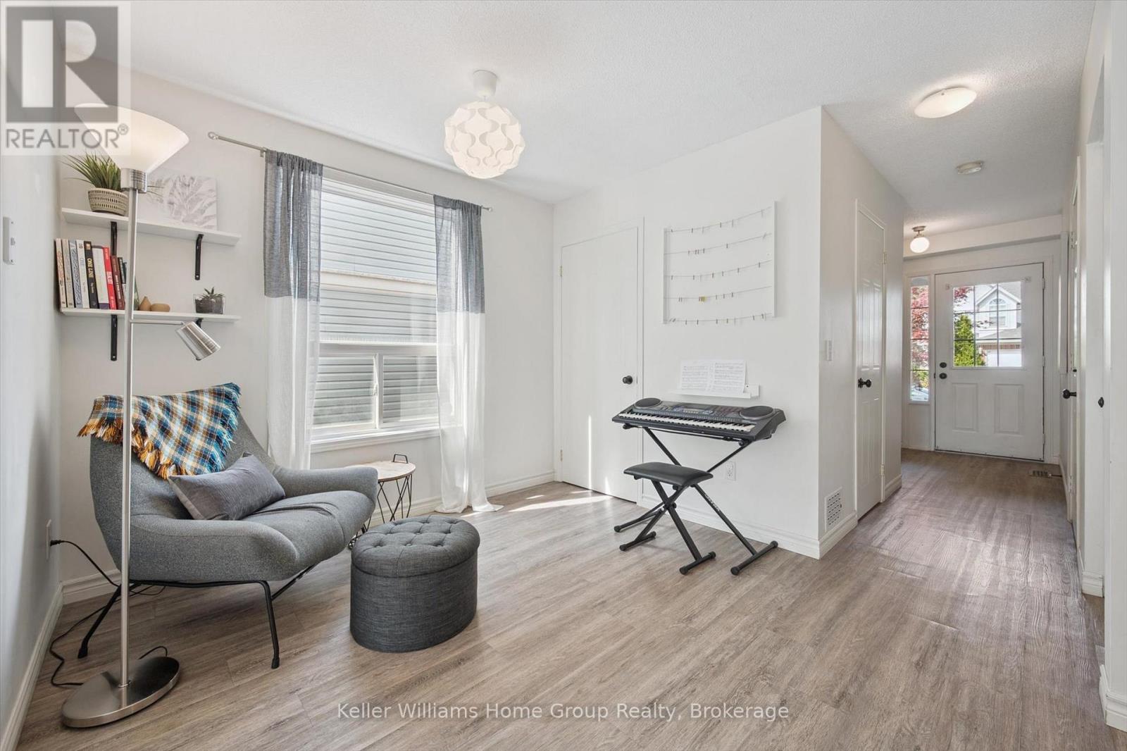 47 Buckthorn Crescent, Guelph, Ontario N1E 7C3 - Photo 14 - X12393971