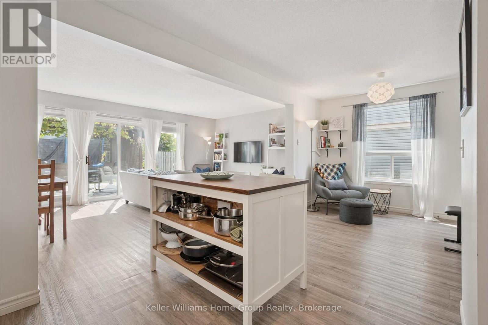 47 Buckthorn Crescent, Guelph, Ontario N1E 7C3 - Photo 20 - X12393971