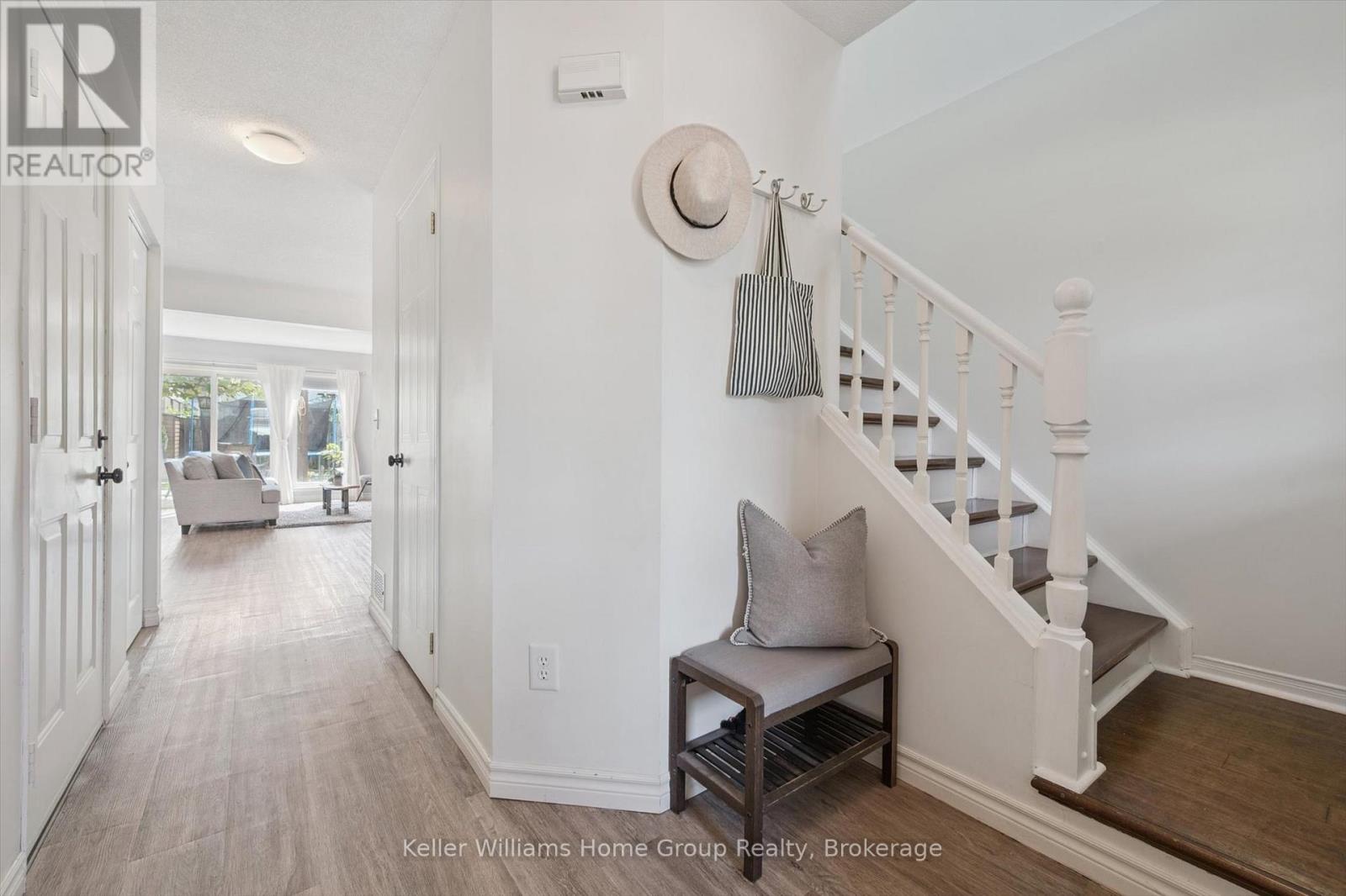 47 Buckthorn Crescent, Guelph, Ontario N1E 7C3 - Photo 6 - X12393971