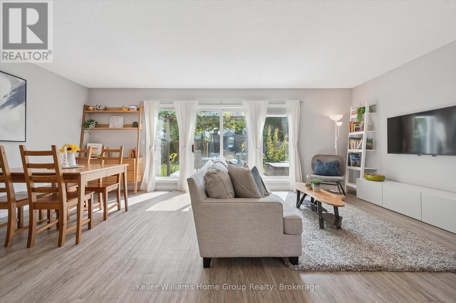 47 Buckthorn Crescent, Guelph, Ontario N1E 7C3 - Photo 7 - X12393971