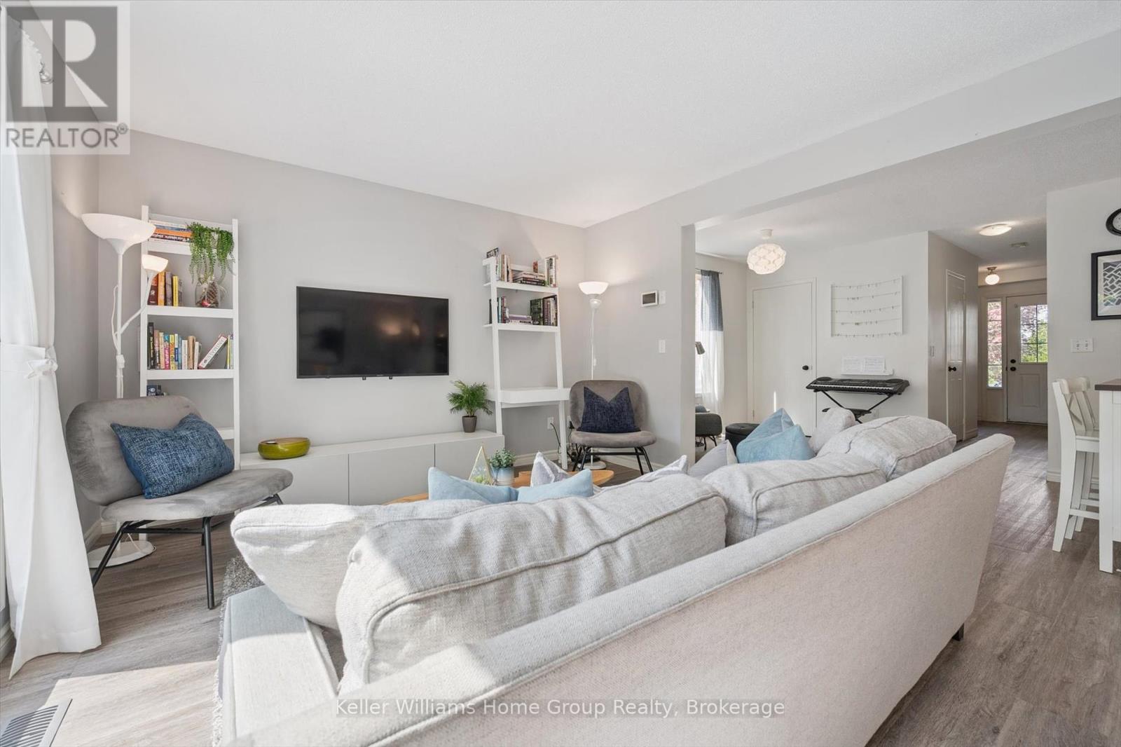 47 Buckthorn Crescent, Guelph, Ontario N1E 7C3 - Photo 9 - X12393971