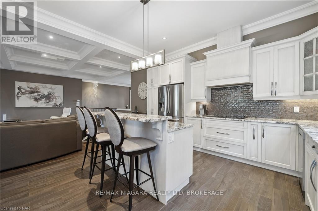 34 Angels Drive, Niagara-On-The-Lake, Ontario  L0S 1J1 - Photo 10 - X12393992