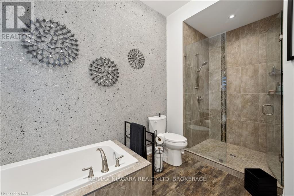 34 Angels Drive, Niagara-On-The-Lake, Ontario  L0S 1J1 - Photo 20 - X12393992