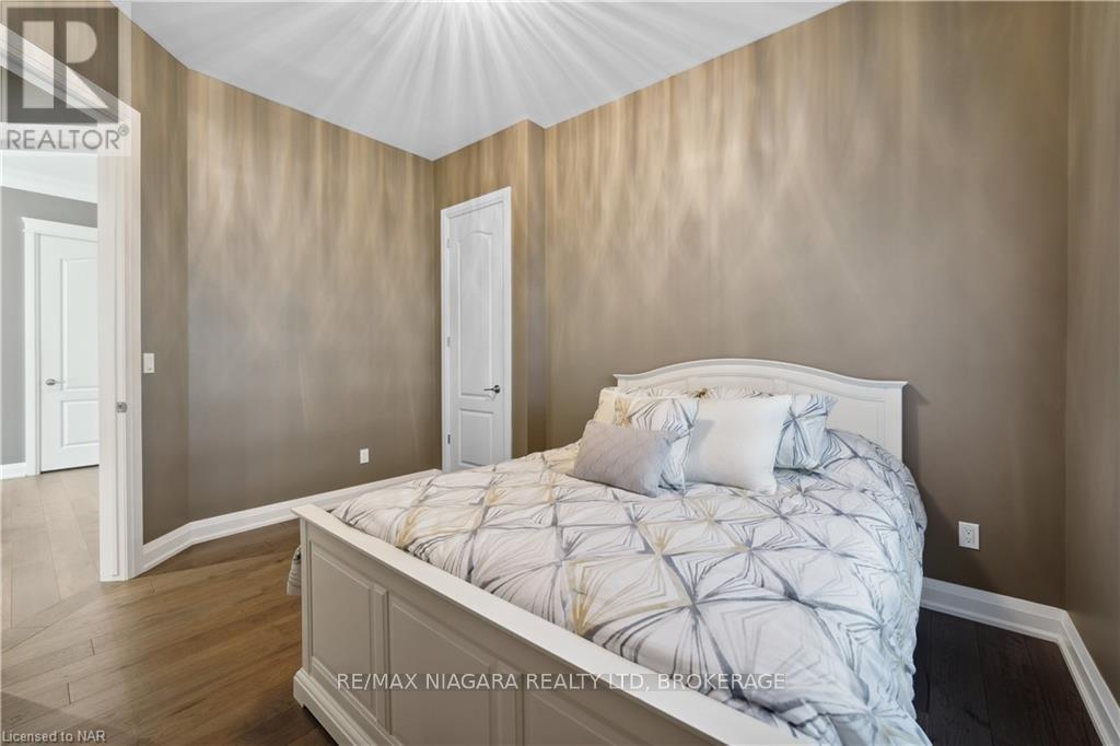 34 Angels Drive, Niagara-On-The-Lake, Ontario  L0S 1J1 - Photo 23 - X12393992
