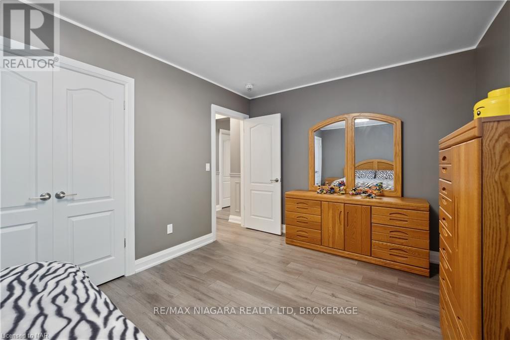 34 Angels Drive, Niagara-On-The-Lake, Ontario  L0S 1J1 - Photo 30 - X12393992