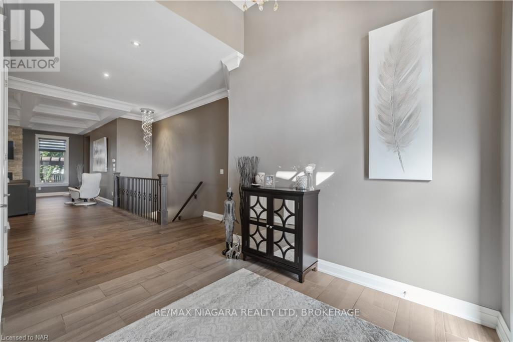 34 Angels Drive, Niagara-On-The-Lake, Ontario  L0S 1J1 - Photo 4 - X12393992