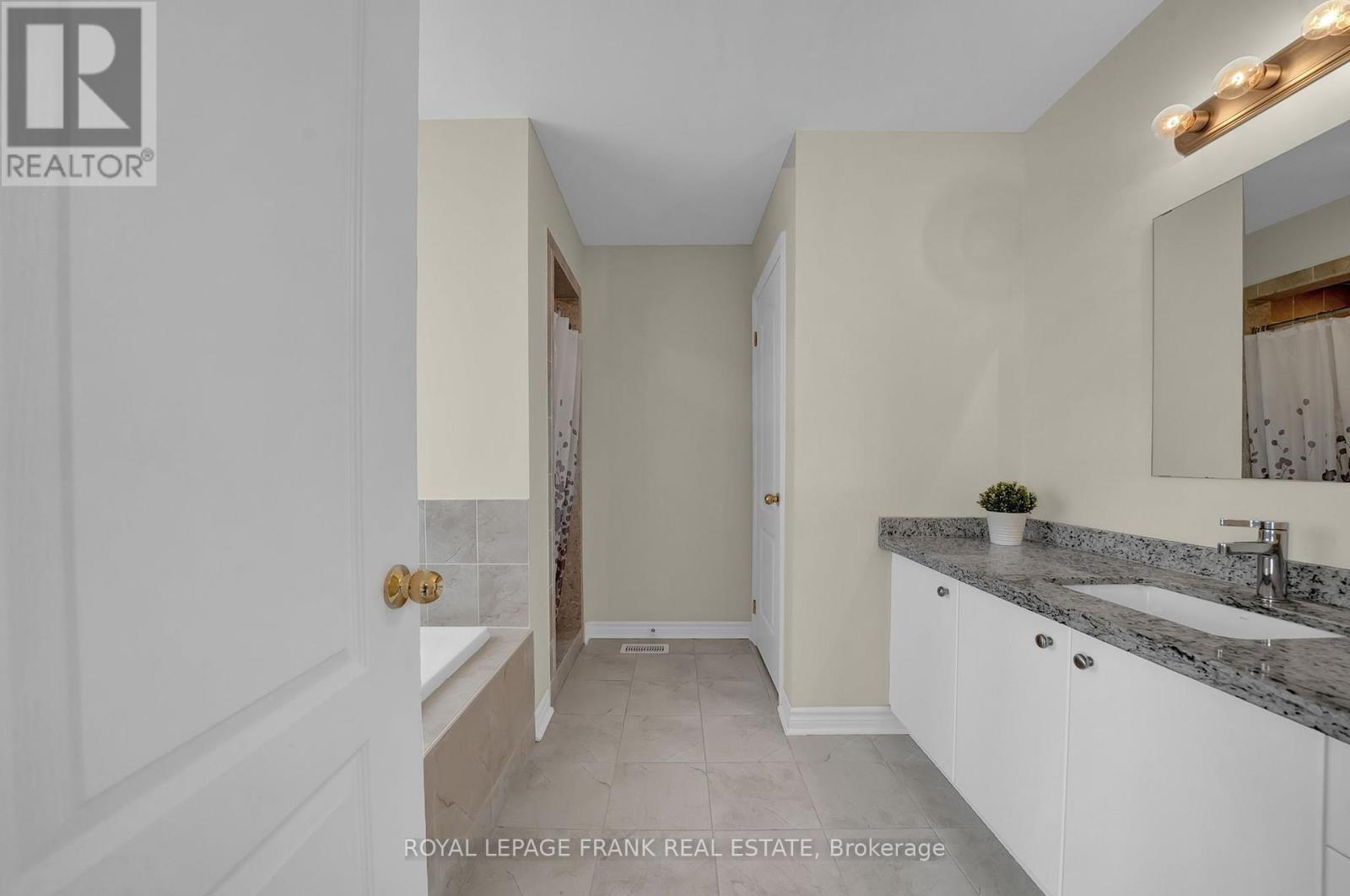 1884 Fosterbrook Street, Oshawa, Ontario  L1K 3G5 - Photo 16 - E12394001