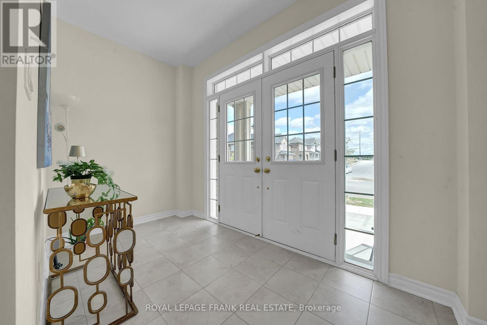 Property at 1884 FOSTERBROOK STREET image 3