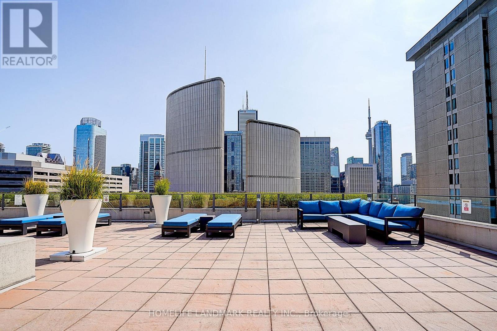 1711 - 111 Elizabeth Street, Toronto (Bay Street Corridor), Ontario  M5G 1P7 - Photo 44 - C12393808