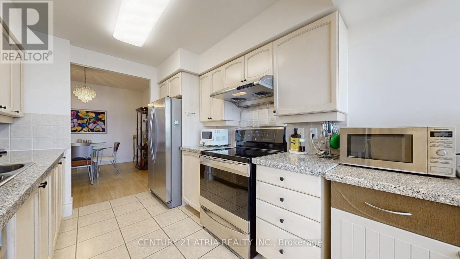 802 - 8 Mckee Avenue, Toronto (Willowdale East), Ontario  M2N 7E5 - Photo 16 - C12393830