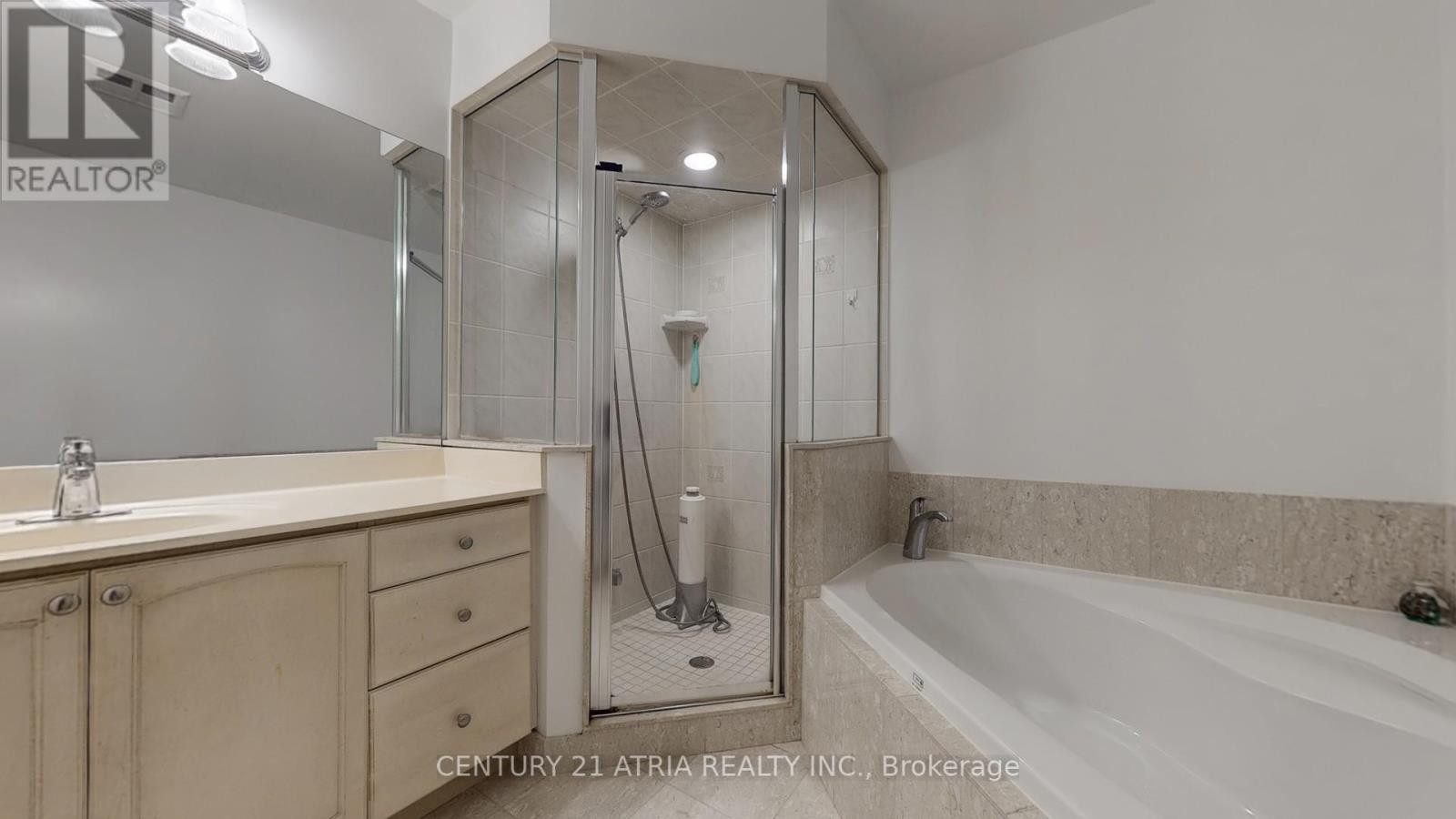 802 - 8 Mckee Avenue, Toronto (Willowdale East), Ontario  M2N 7E5 - Photo 23 - C12393830