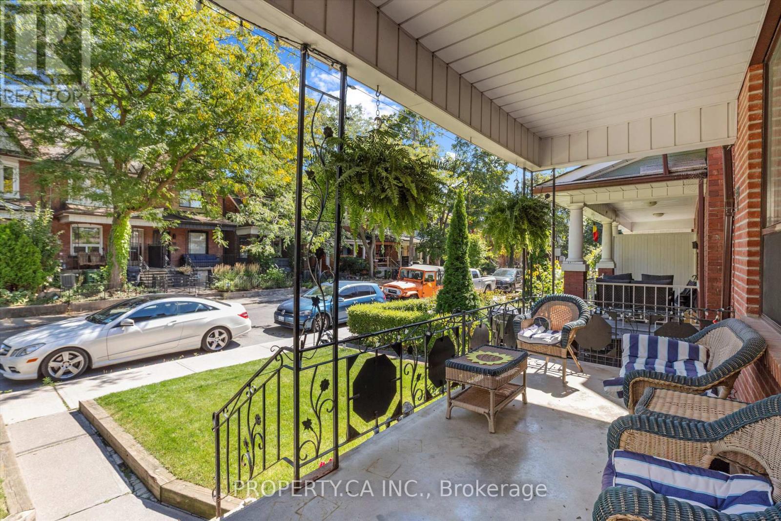 Property at 790 MANNING AVENUE image 4
