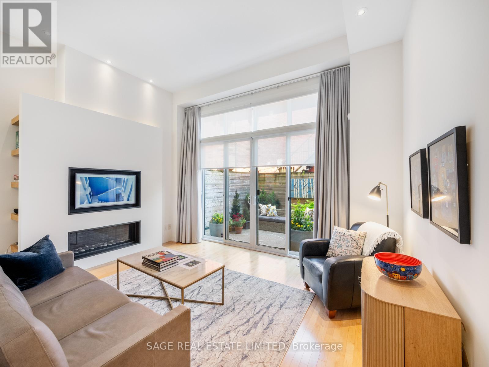 6 - 10a Cecil Street, Toronto (Kensington-Chinatown), Ontario  M5T 3B1 - Photo 5 - C12393898