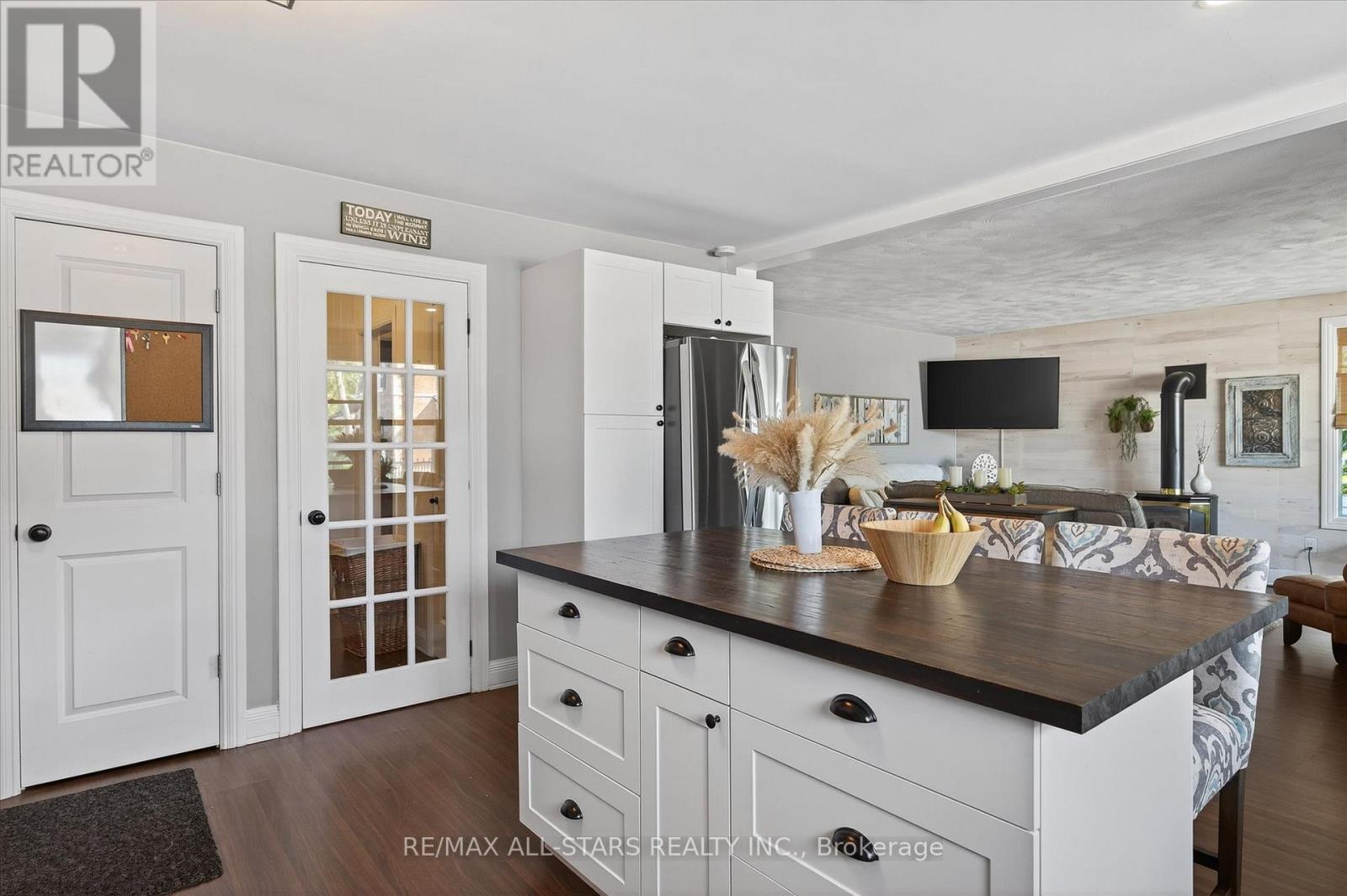 34 William Street, Kawartha Lakes (Bobcaygeon), Ontario  K0M 1A0 - Photo 15 - X12393999