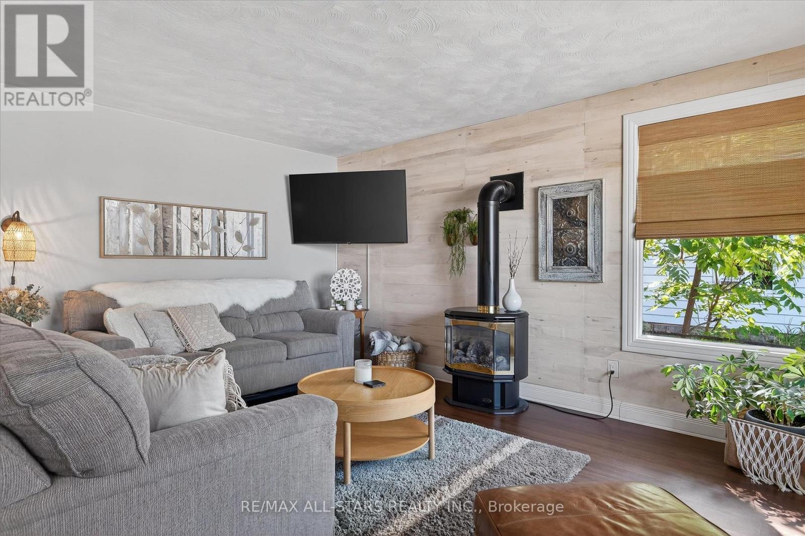 34 William Street, Kawartha Lakes (Bobcaygeon), Ontario  K0M 1A0 - Photo 16 - X12393999