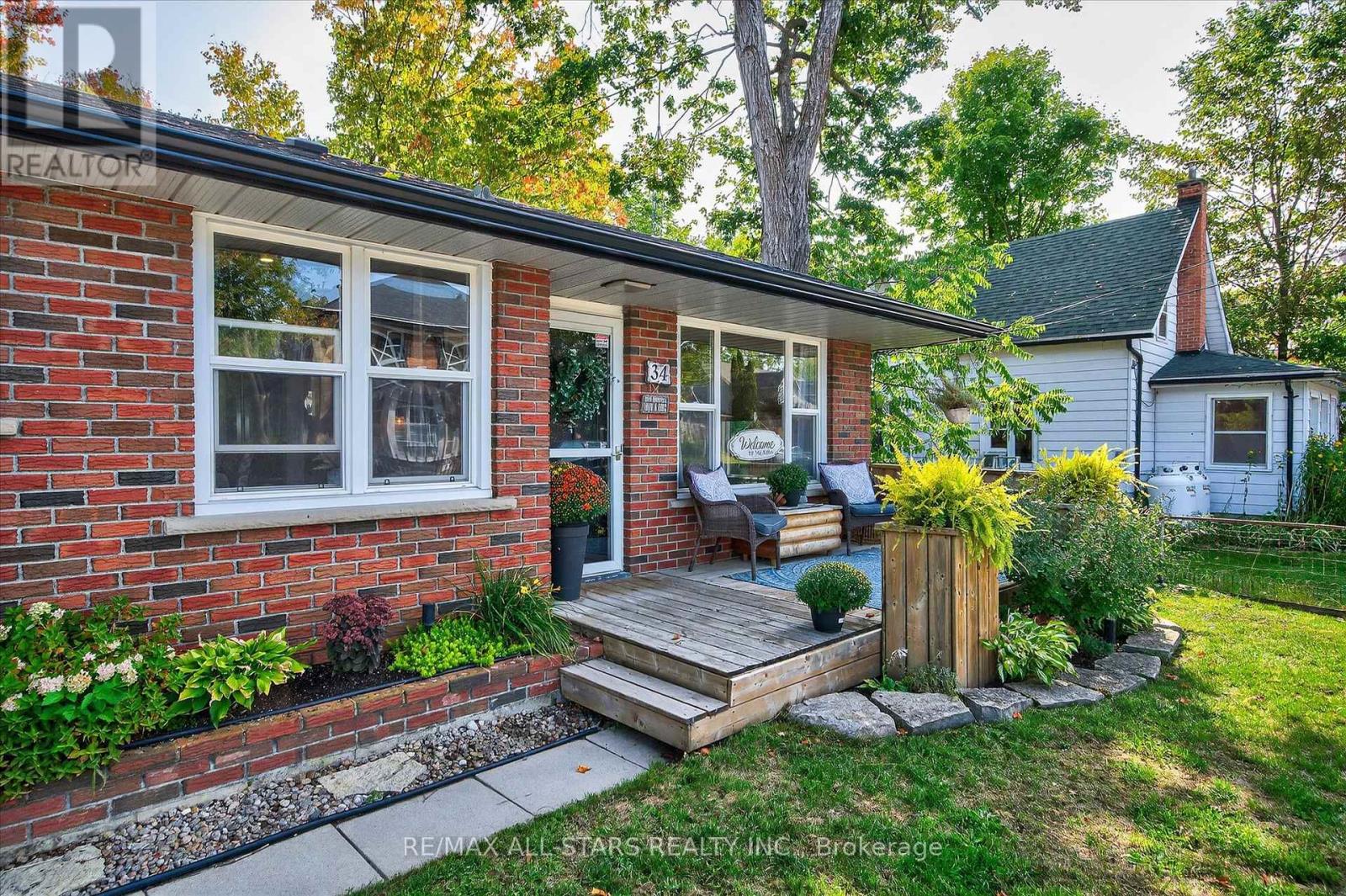 34 William Street, Kawartha Lakes (Bobcaygeon), Ontario  K0M 1A0 - Photo 2 - X12393999