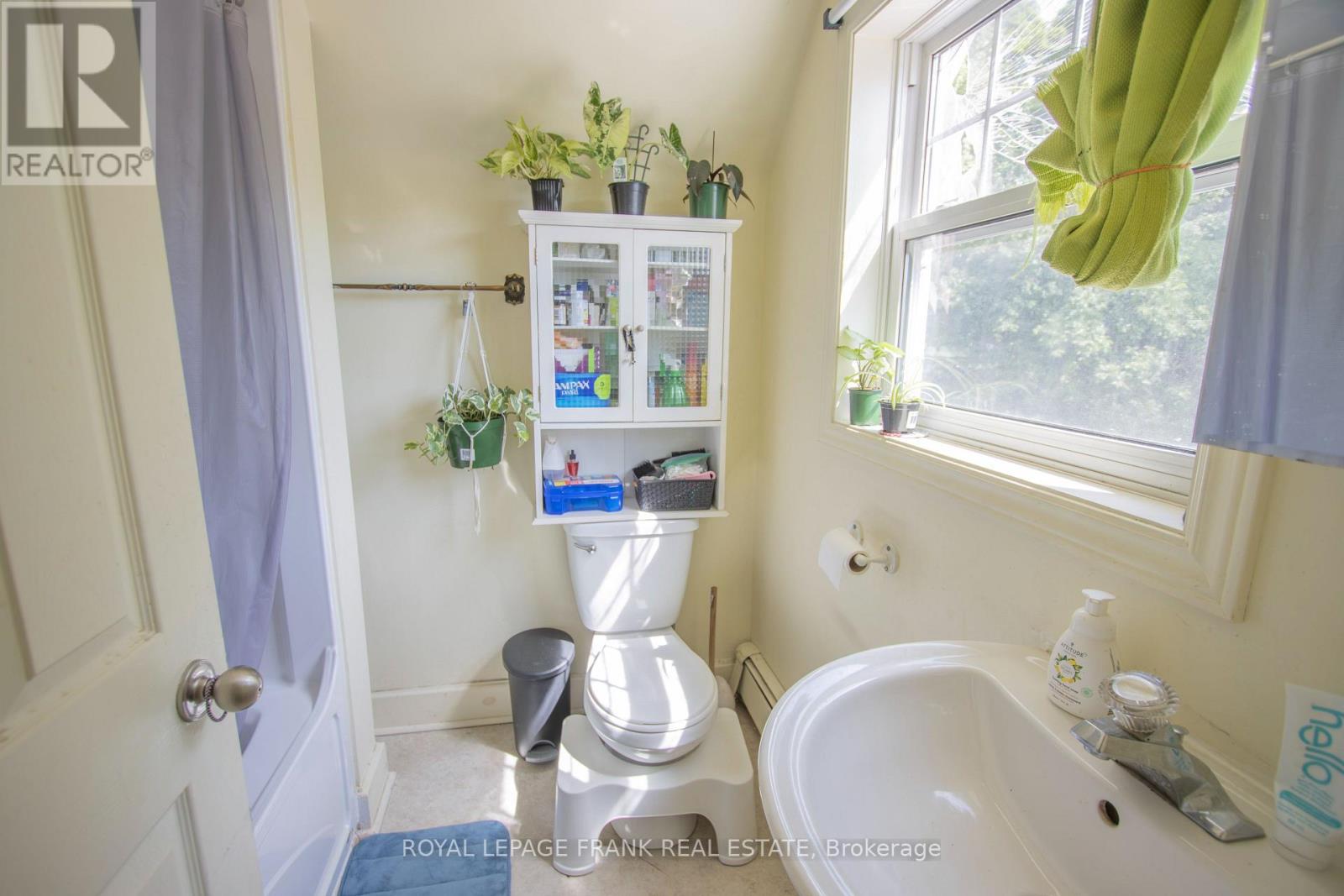 33 Flint Avenue, Bancroft, Ontario  K0L 1C0 - Photo 25 - X12394028