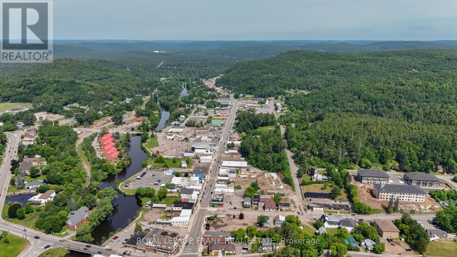 33 Flint Avenue, Bancroft, Ontario  K0L 1C0 - Photo 28 - X12394028