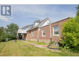 33 FLINT AVENUE, Bancroft, Ontario