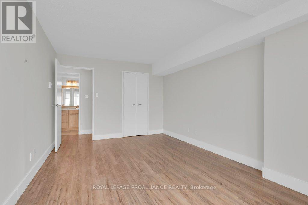 906 - 344 Front Street, Belleville, Ontario  K8N 5M4 - Photo 26 - X12394075