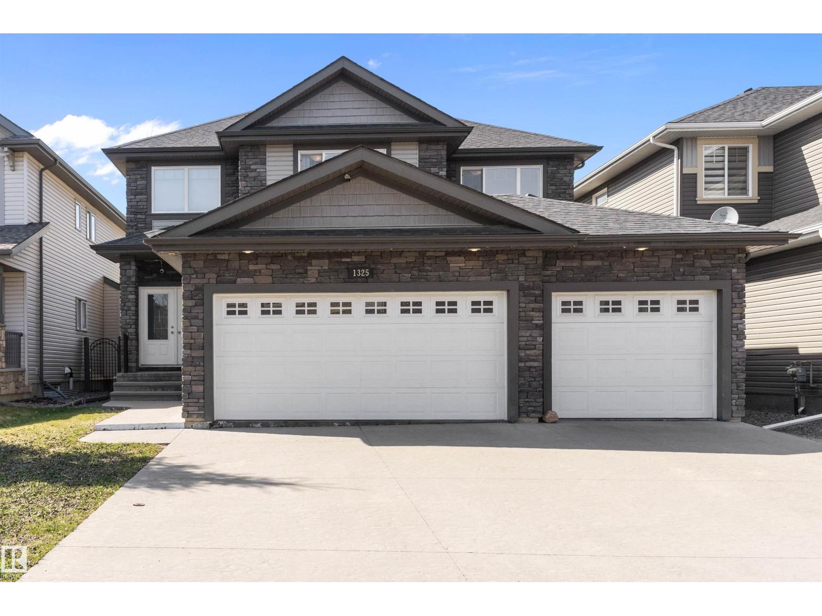 1325 ADAMSON DR SW, Edmonton, Alberta