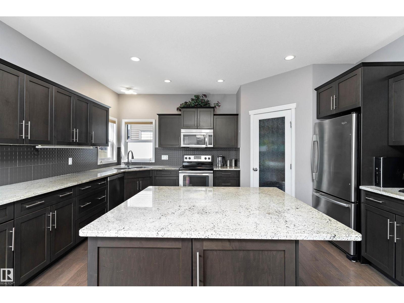 1325 Adamson Dr Sw, Edmonton, Alberta  T6W 2N8 - Photo 6 - E4457009