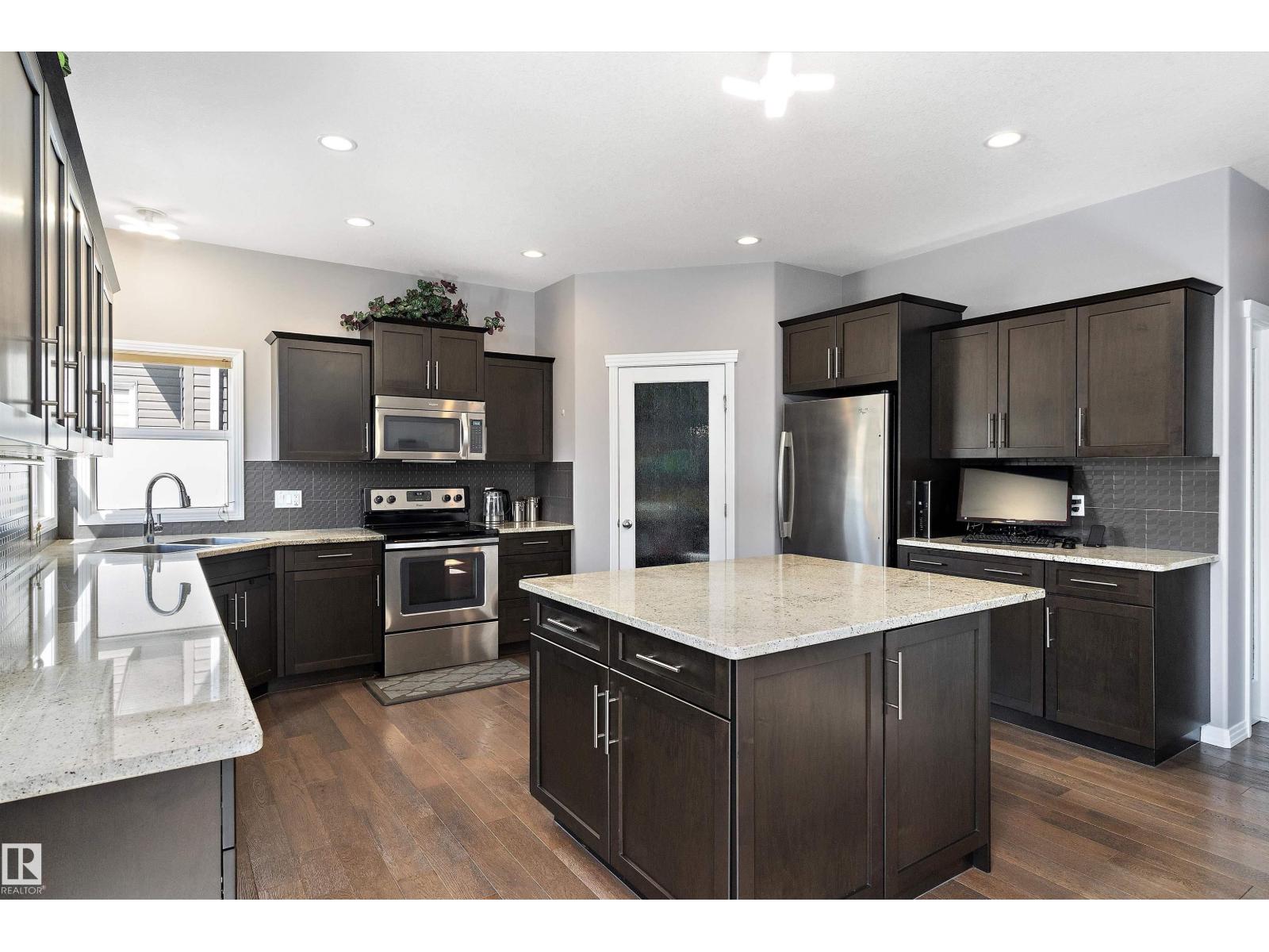 1325 Adamson Dr Sw, Edmonton, Alberta  T6W 2N8 - Photo 7 - E4457009