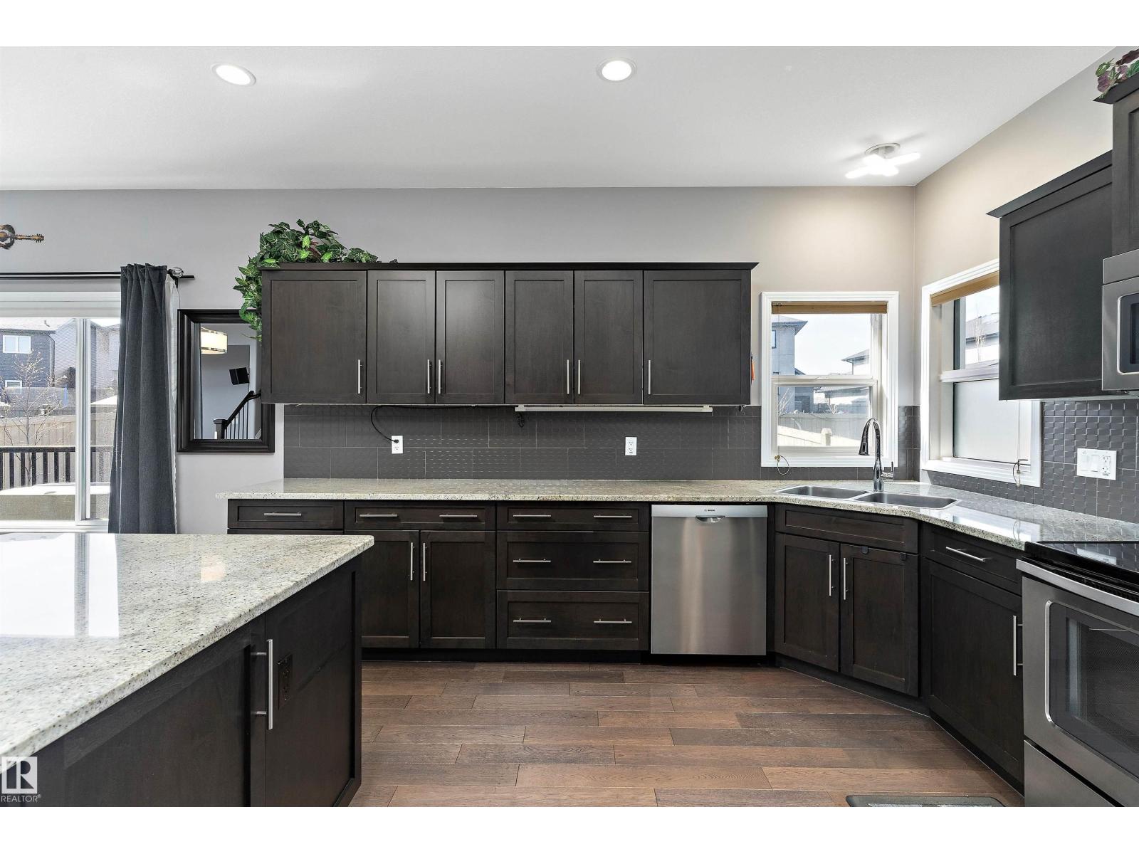 1325 Adamson Dr Sw, Edmonton, Alberta  T6W 2N8 - Photo 9 - E4457009
