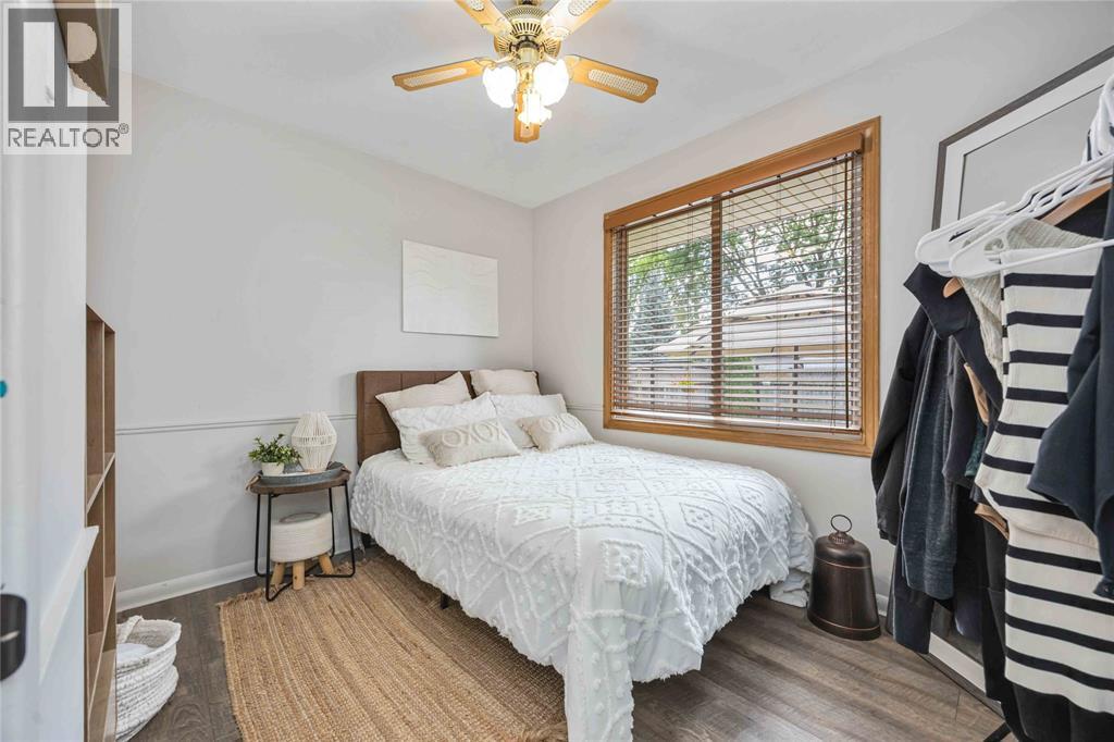 703 Michigan Avenue, Point Edward, Ontario  N7V 1G9 - Photo 19 - 25022405