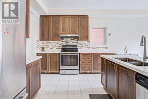 1804 Grandview Street N, Oshawa, Ontario  L1K 0A6 - Photo 12 - E12393844