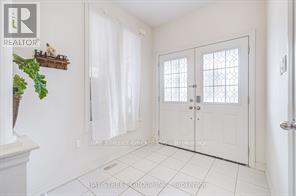 1804 Grandview Street N, Oshawa, Ontario  L1K 0A6 - Photo 4 - E12393844