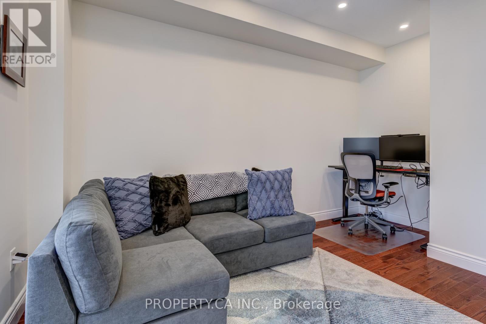 58 Wicker Park Way, Whitby, Ontario  L1R 0C7 - Photo 11 - E12393877