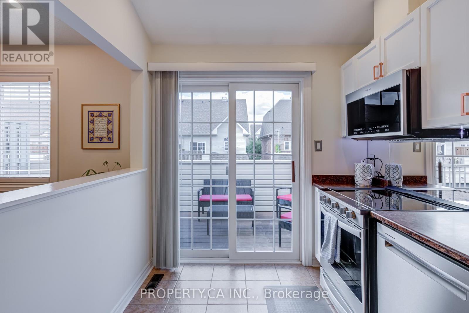 58 Wicker Park Way, Whitby, Ontario  L1R 0C7 - Photo 24 - E12393877