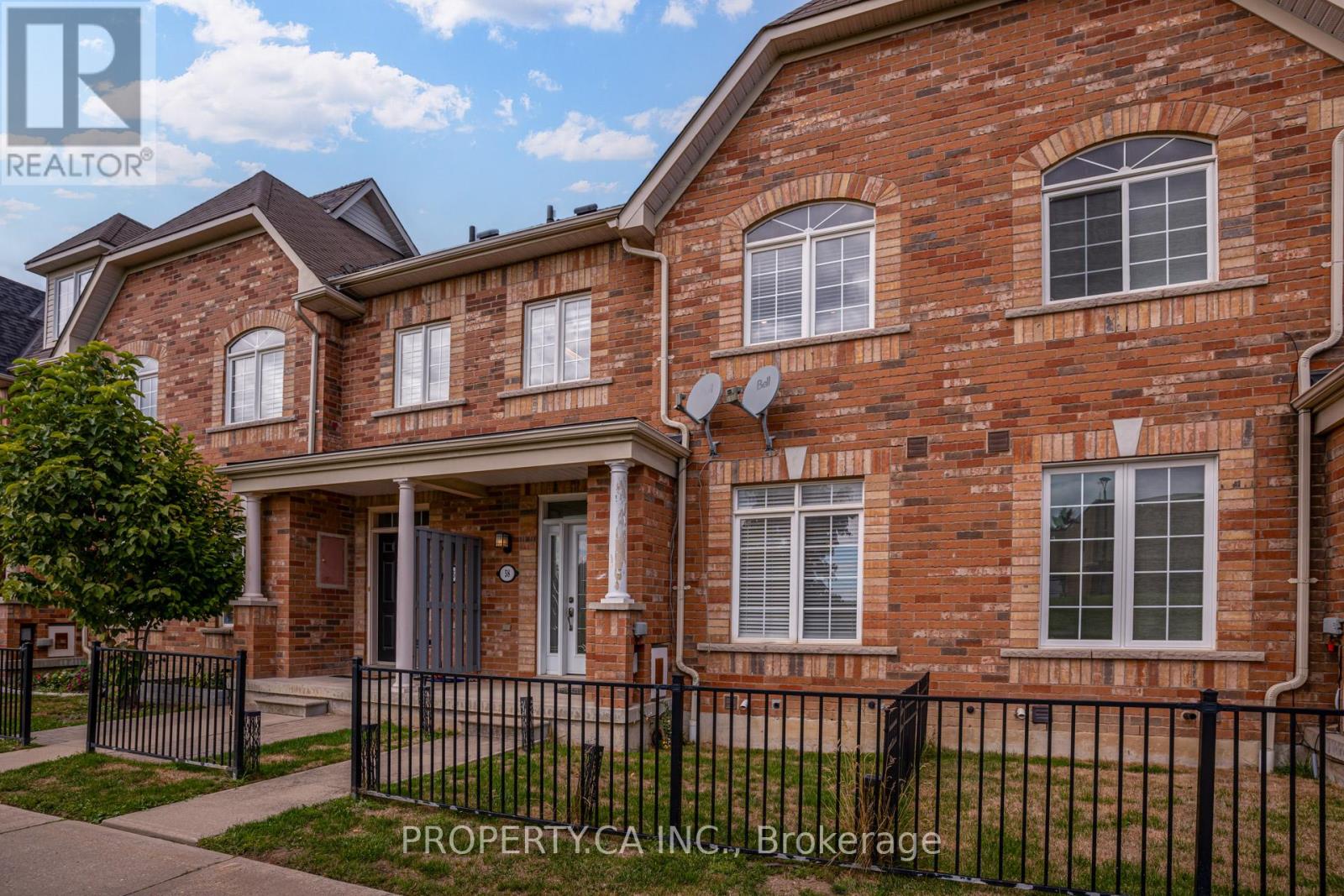 58 Wicker Park Way, Whitby, Ontario  L1R 0C7 - Photo 3 - E12393877