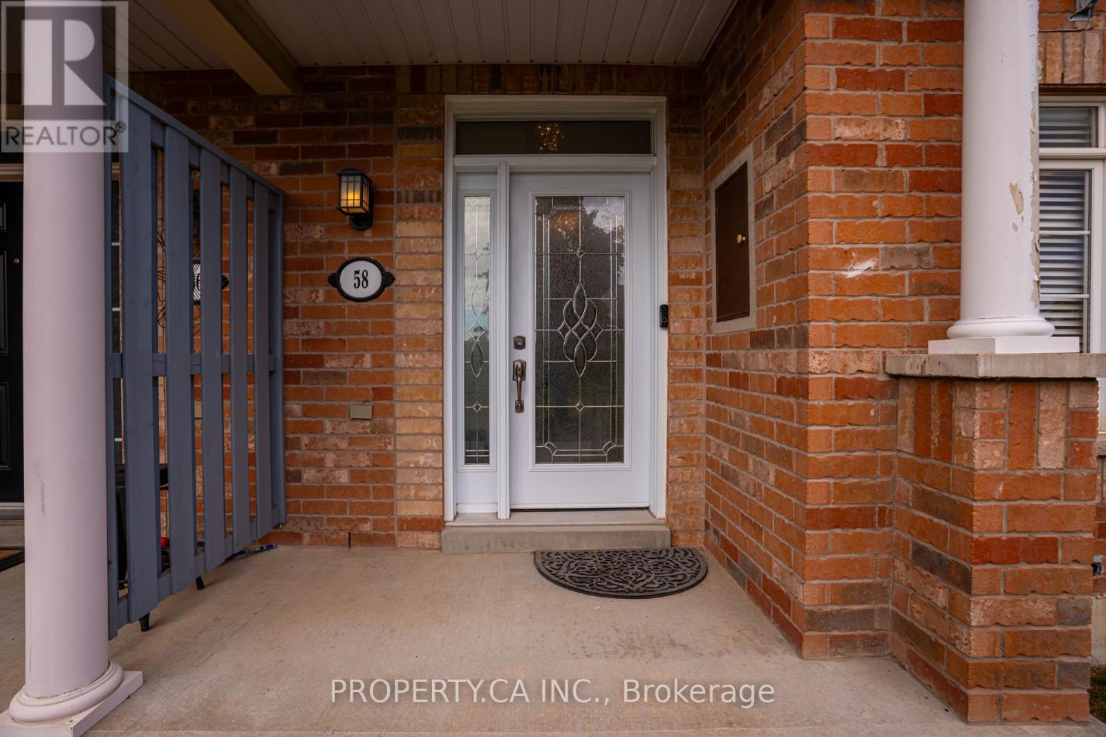 58 Wicker Park Way, Whitby, Ontario  L1R 0C7 - Photo 7 - E12393877