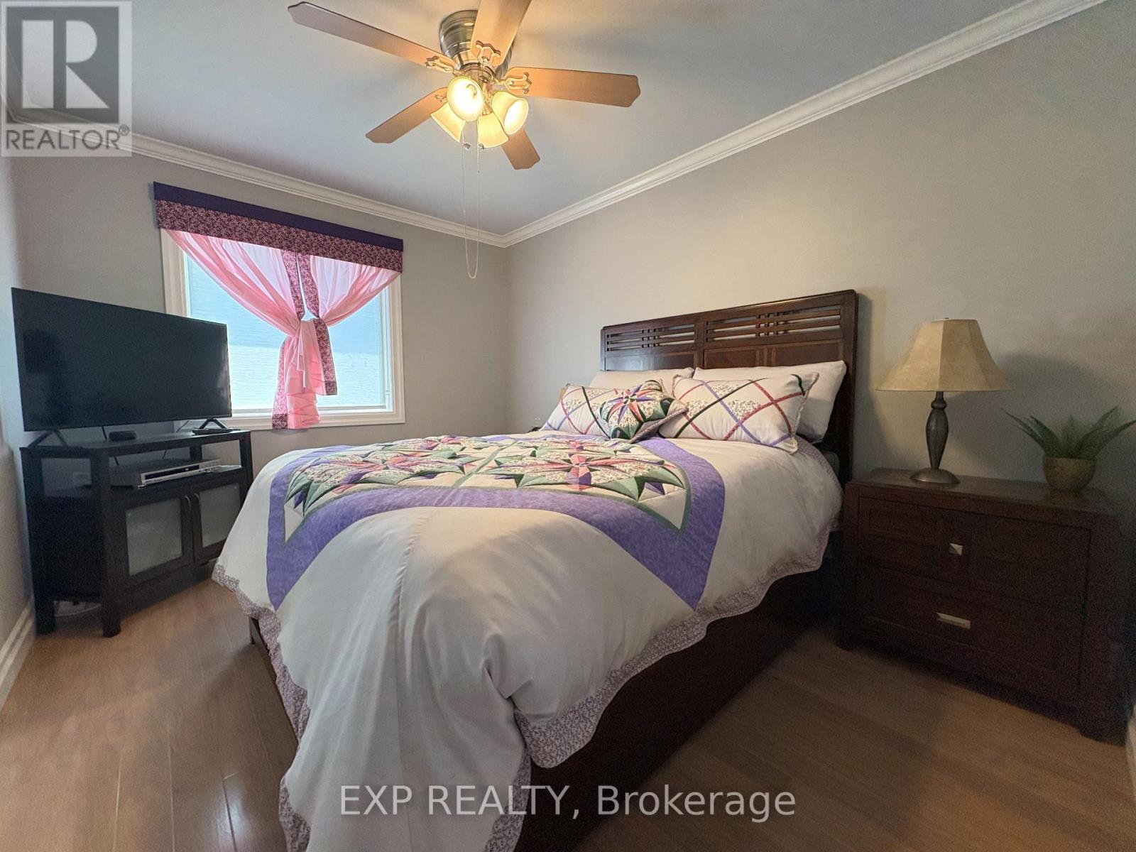 818 Eighth Street, Renfrew, Ontario  K7V 4K9 - Photo 17 - X12393975
