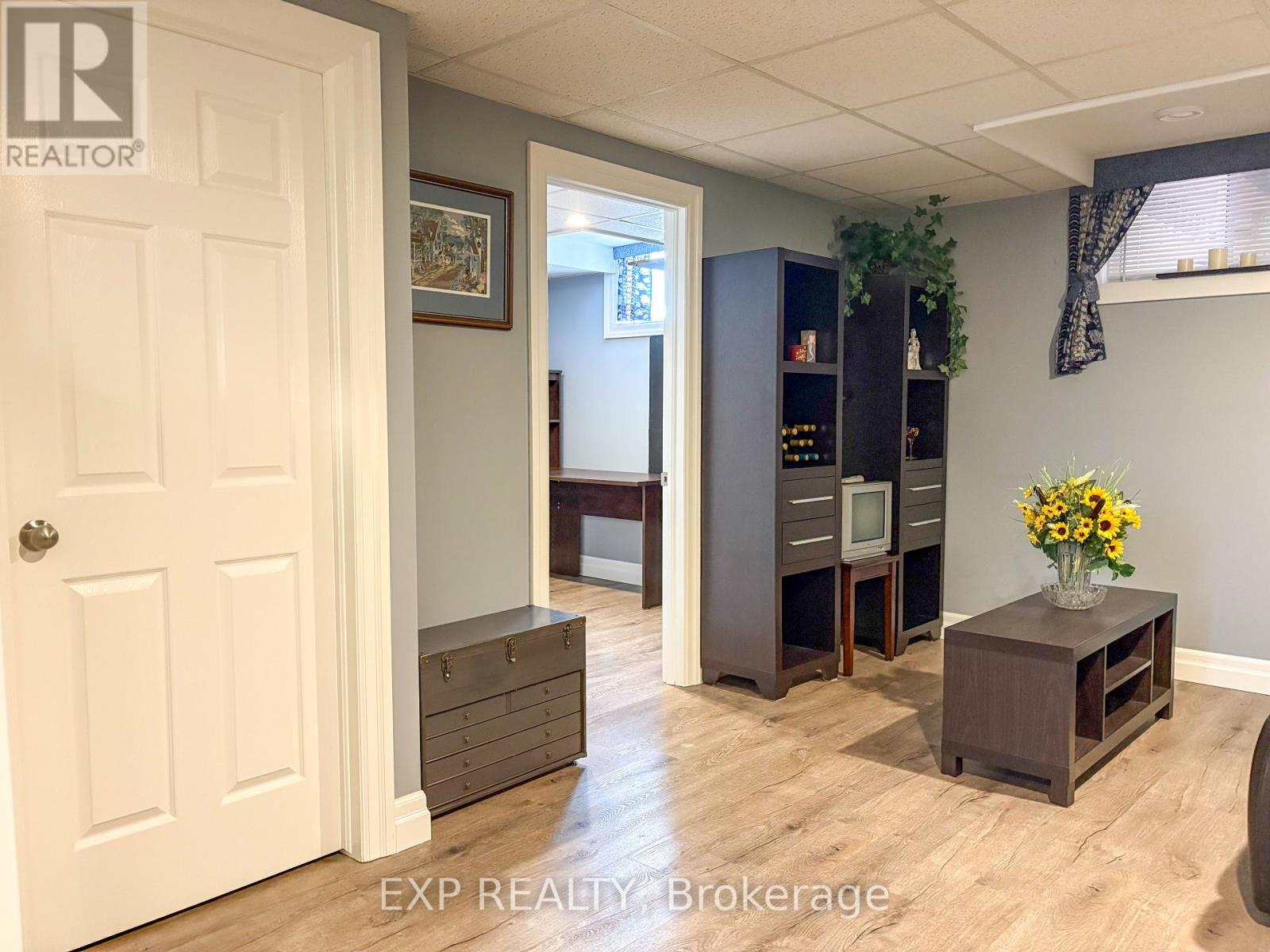 818 Eighth Street, Renfrew, Ontario  K7V 4K9 - Photo 24 - X12393975