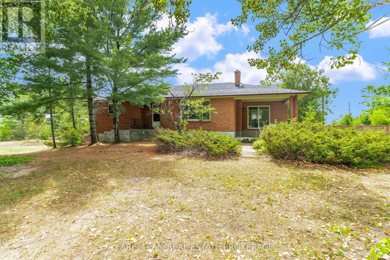29 Lorrie Crescent, Tiny, Ontario  L0L 2T0 - Photo 3 - S12376628