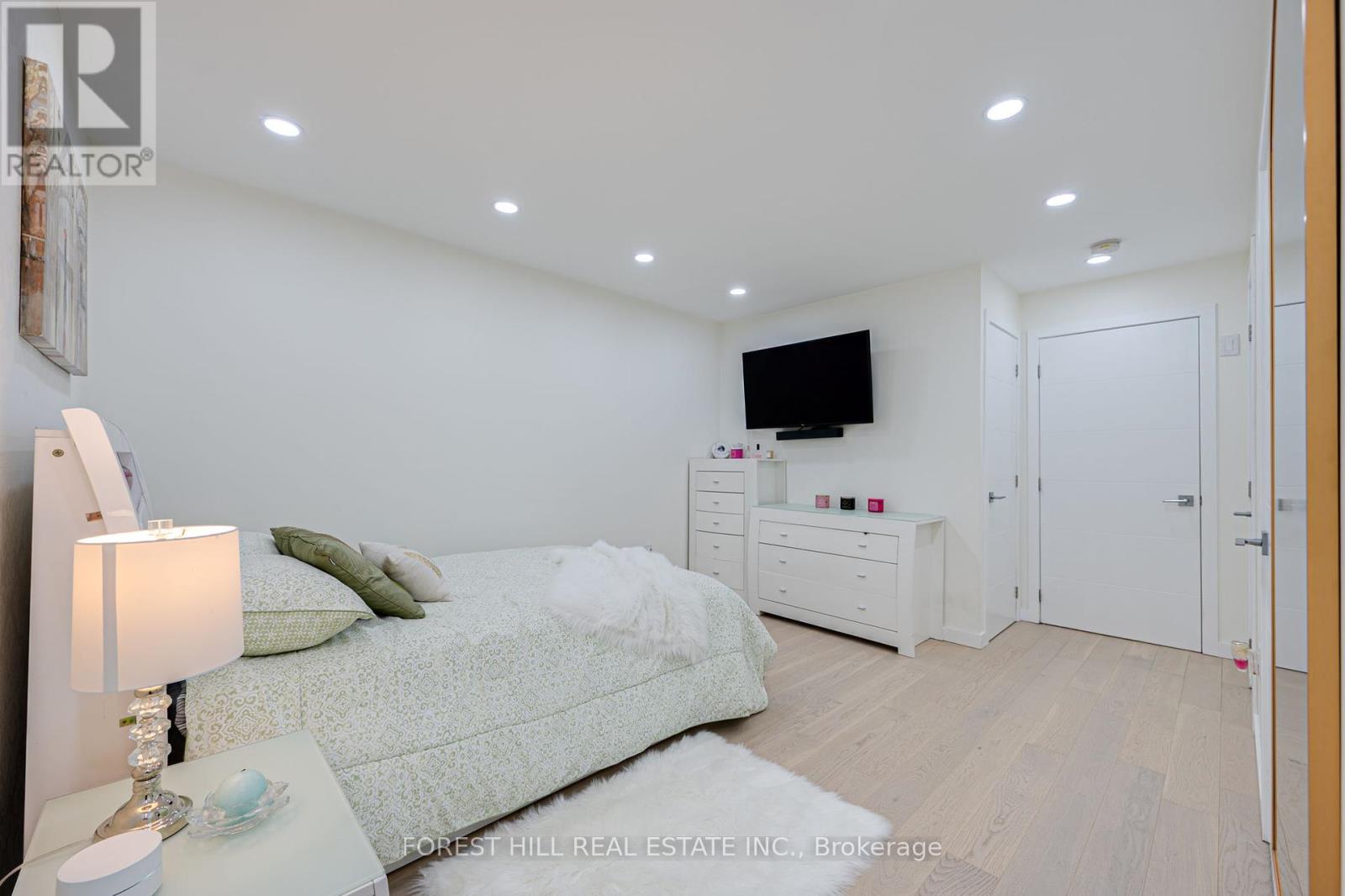 59 Matthewson Avenue, Bradford West Gwillimbury (Bradford), Ontario  L3Z 0P3 - Photo 29 - N12393829