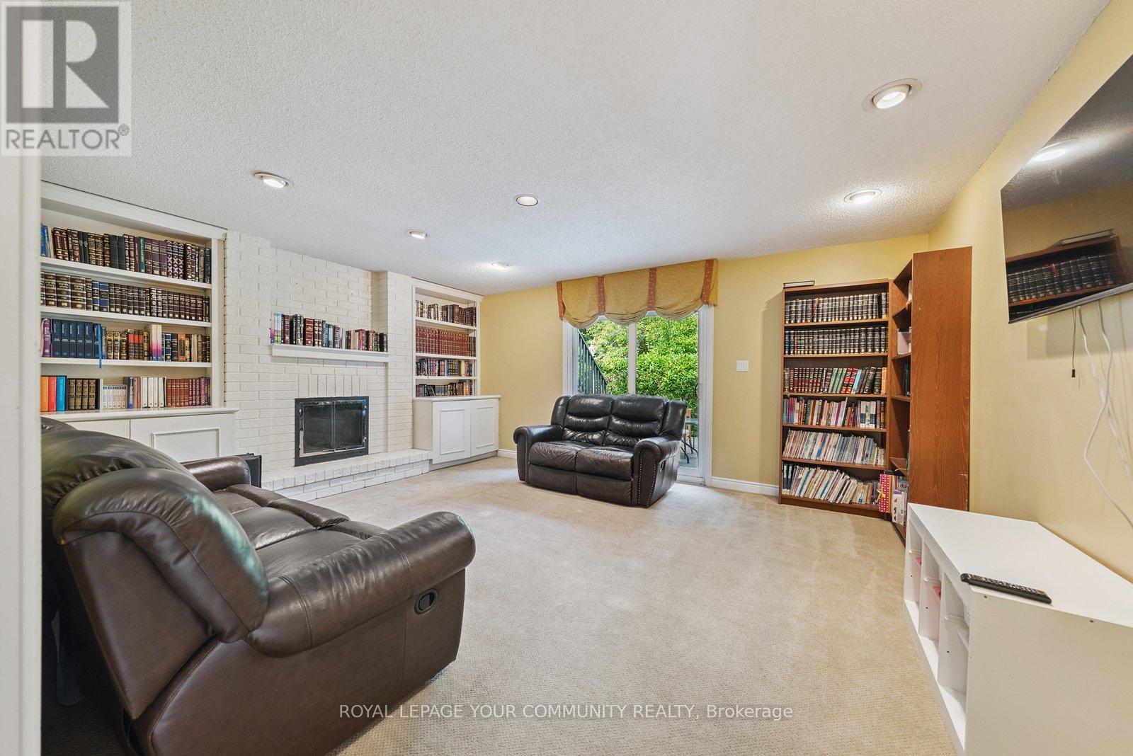 35 Lunau Lane, Markham, Ontario  L3T 5N1 - Photo 19 - N12393854
