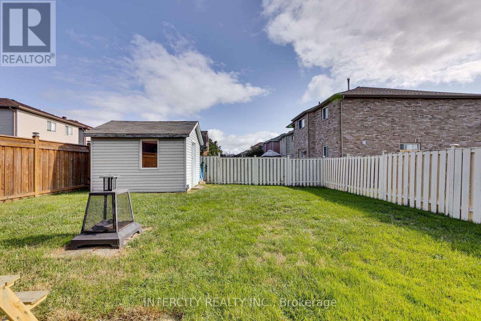 132 Dean Avenue, Barrie, Ontario  L4N 0V6 - Photo 37 - S12393904