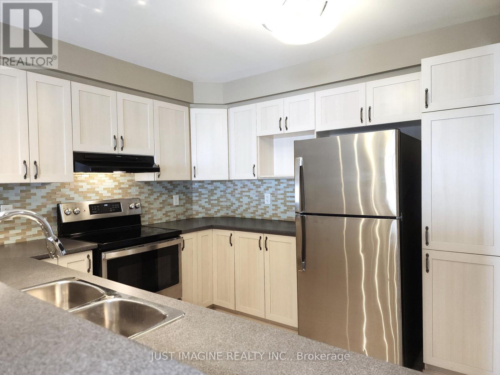 105 Caithness Private, Ottawa, Ontario  K1W 0G4 - Photo 15 - X12393172