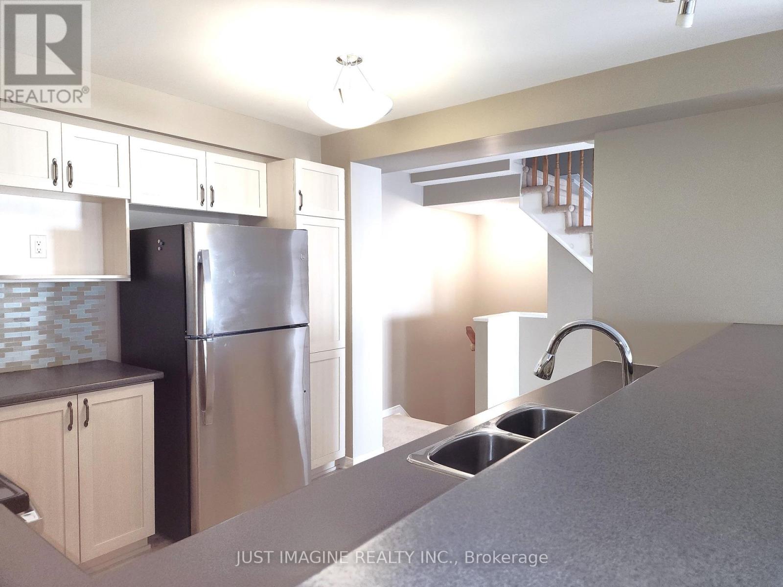 105 Caithness Private, Ottawa, Ontario  K1W 0G4 - Photo 16 - X12393172